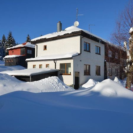 Vila Naproti Klínovci Jáchymov Exteriér fotografie