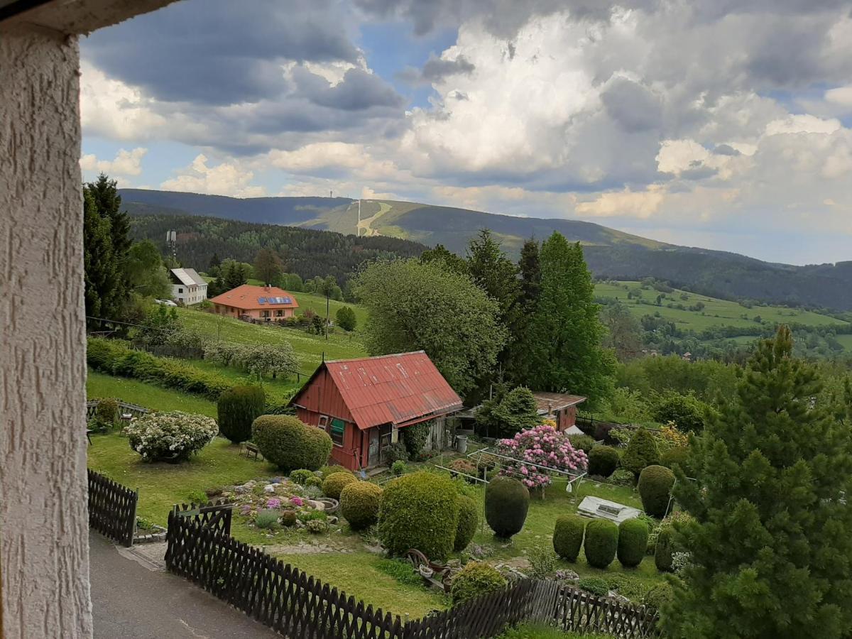Vila Naproti Klínovci Jáchymov Exteriér fotografie