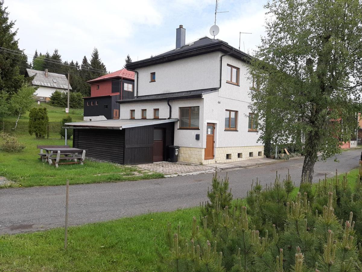 Vila Naproti Klínovci Jáchymov Exteriér fotografie